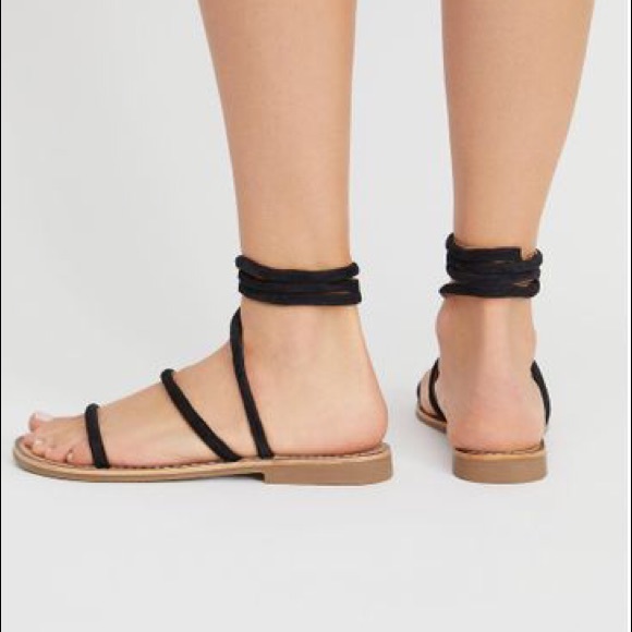 New Free People Black Havana Gladiator Sandals - Picture 3 of 8